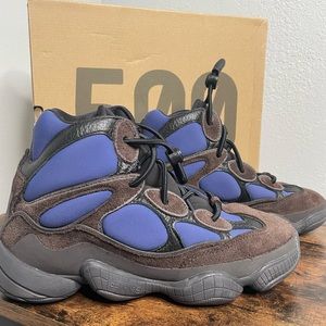 Yeezy Adidas 500 High in Tyrian